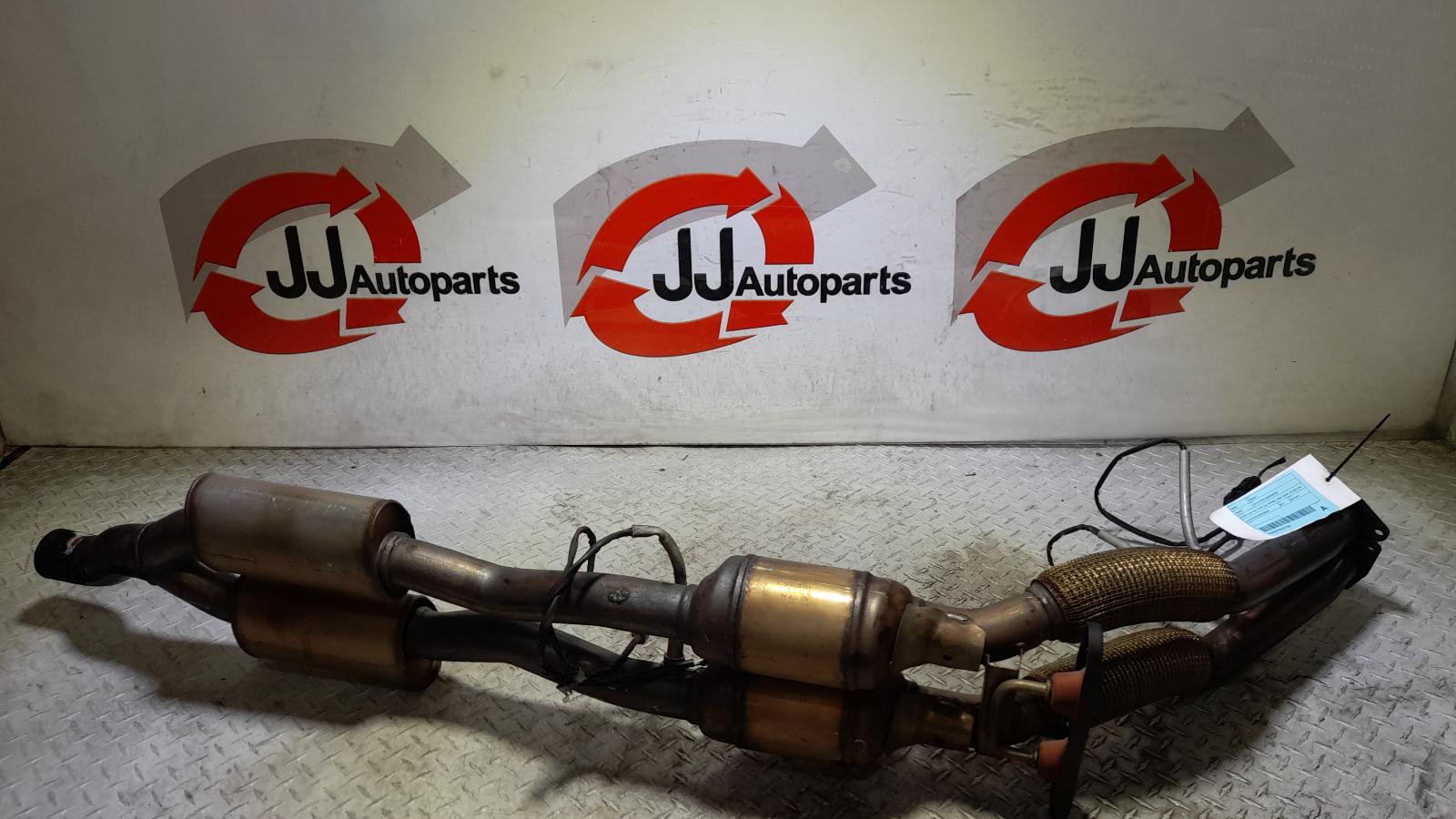 View Auto part Catalytic Converter Volkswagen Passat 2011