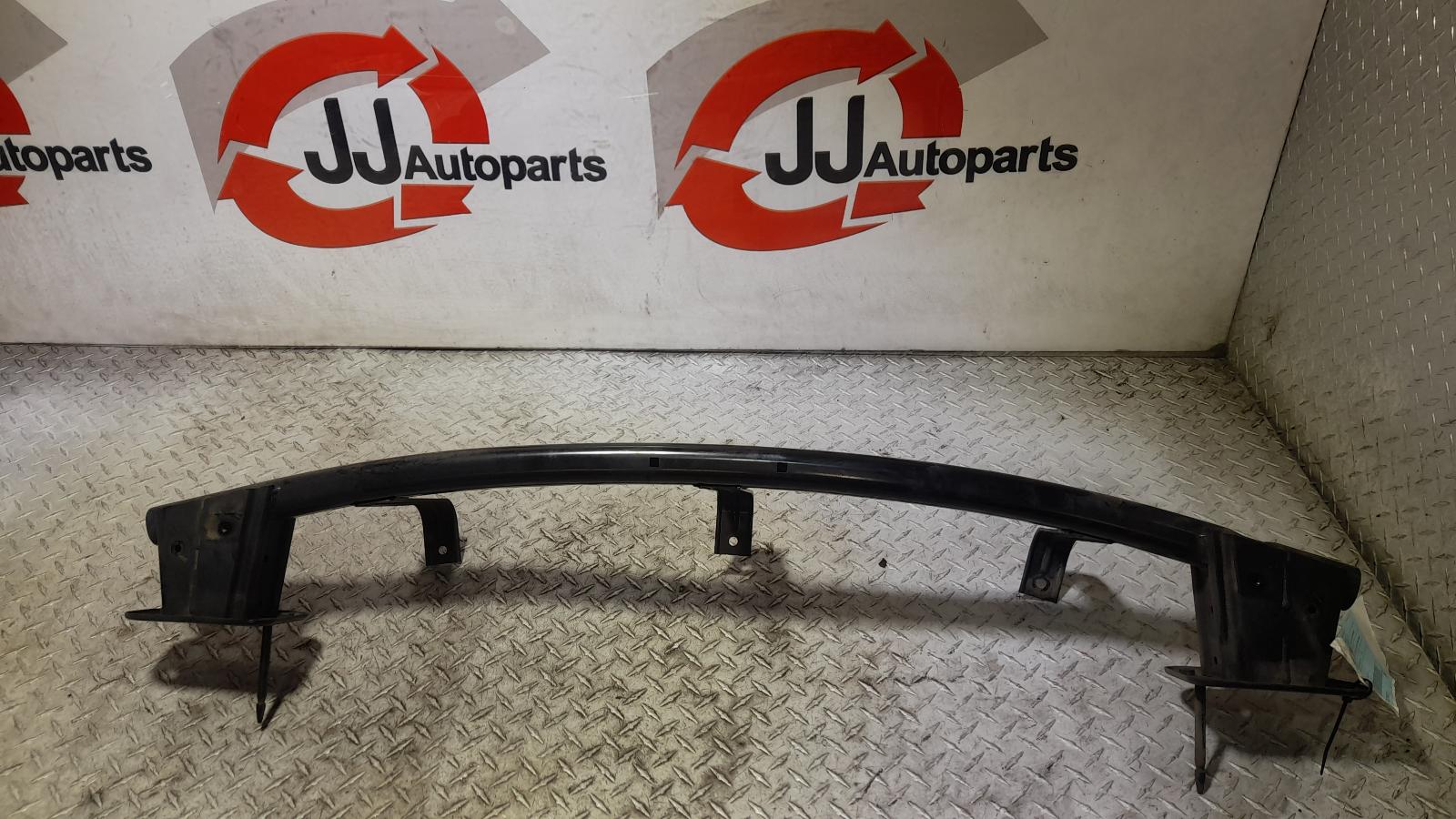 View Auto part R/Bar Bracket/Reinfo Hyundai I30 2018