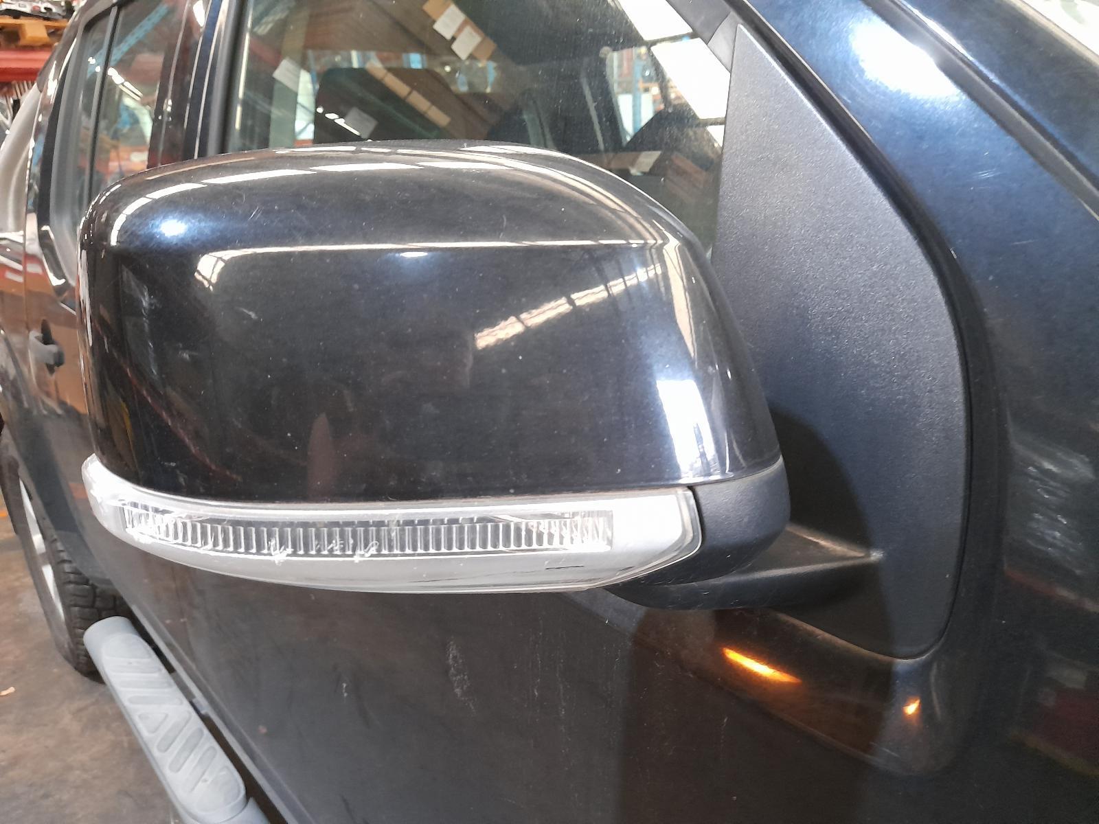 View Auto part Right Door Mirror Nissan Navara 2013