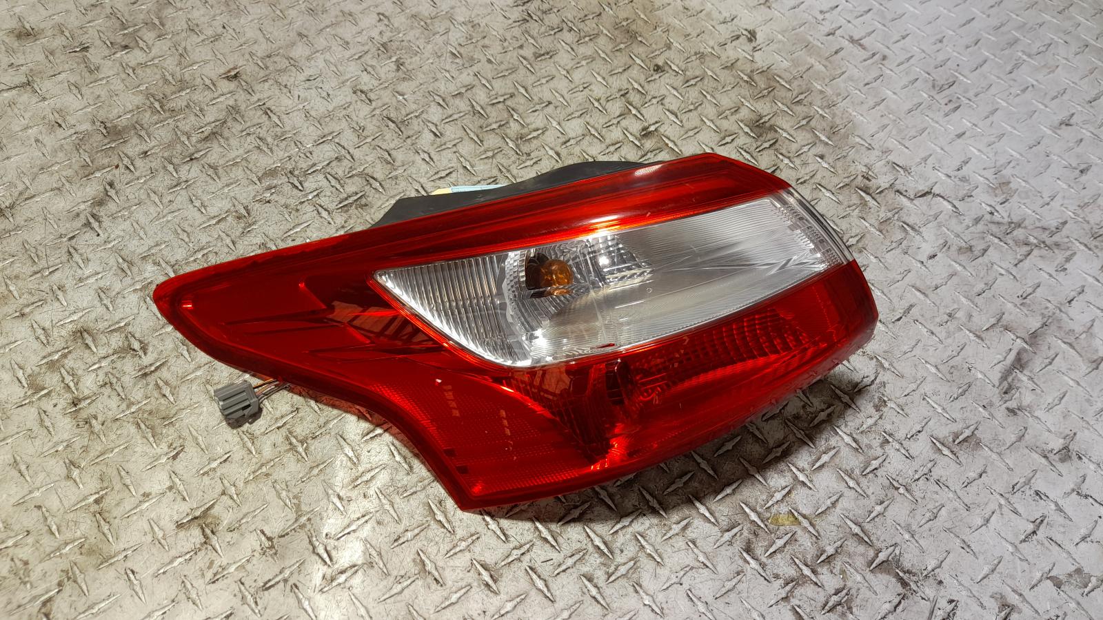 View Auto part Left Taillight Ford Focus 2012