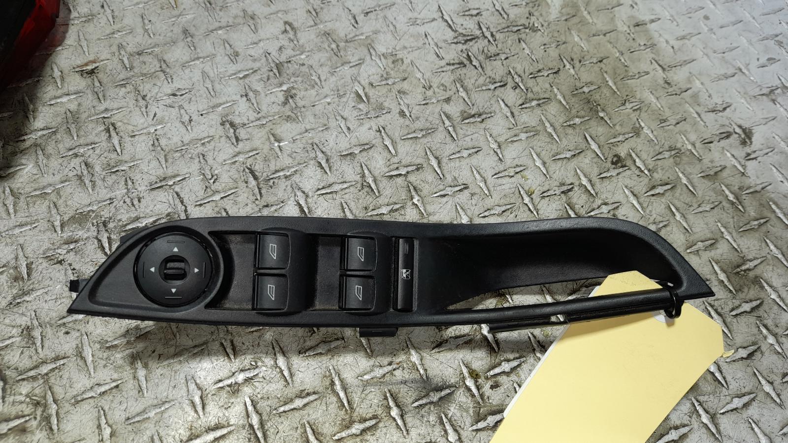 View Auto part Pwr Dr Wind Switch Ford Focus 2012