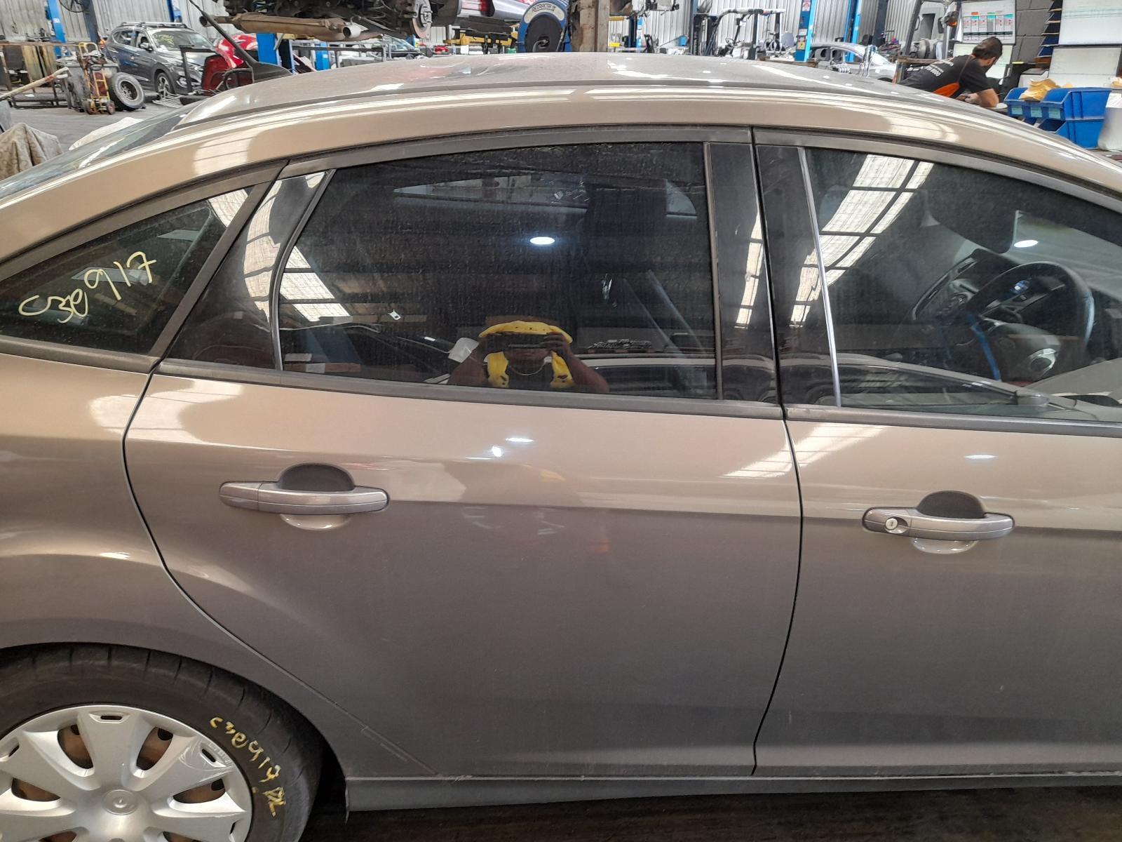 View Auto part Right Rear Door Sliding Ford Focus 2012
