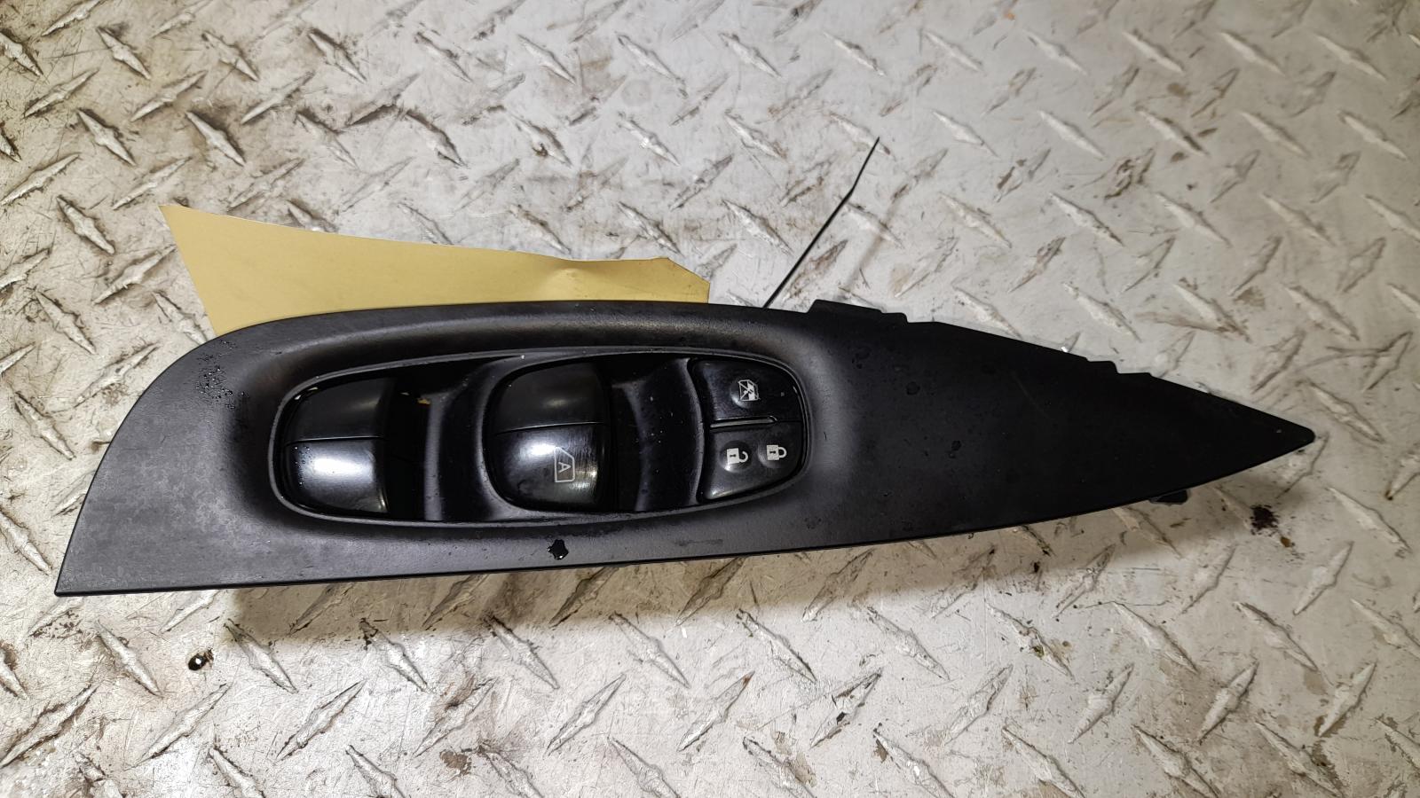 View Auto part Pwr Dr Wind Switch Nissan Qashqai 2014