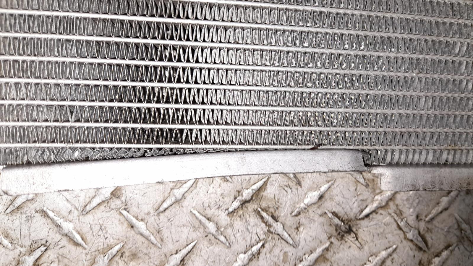View Auto part Radiator Mercedes M Class 2015