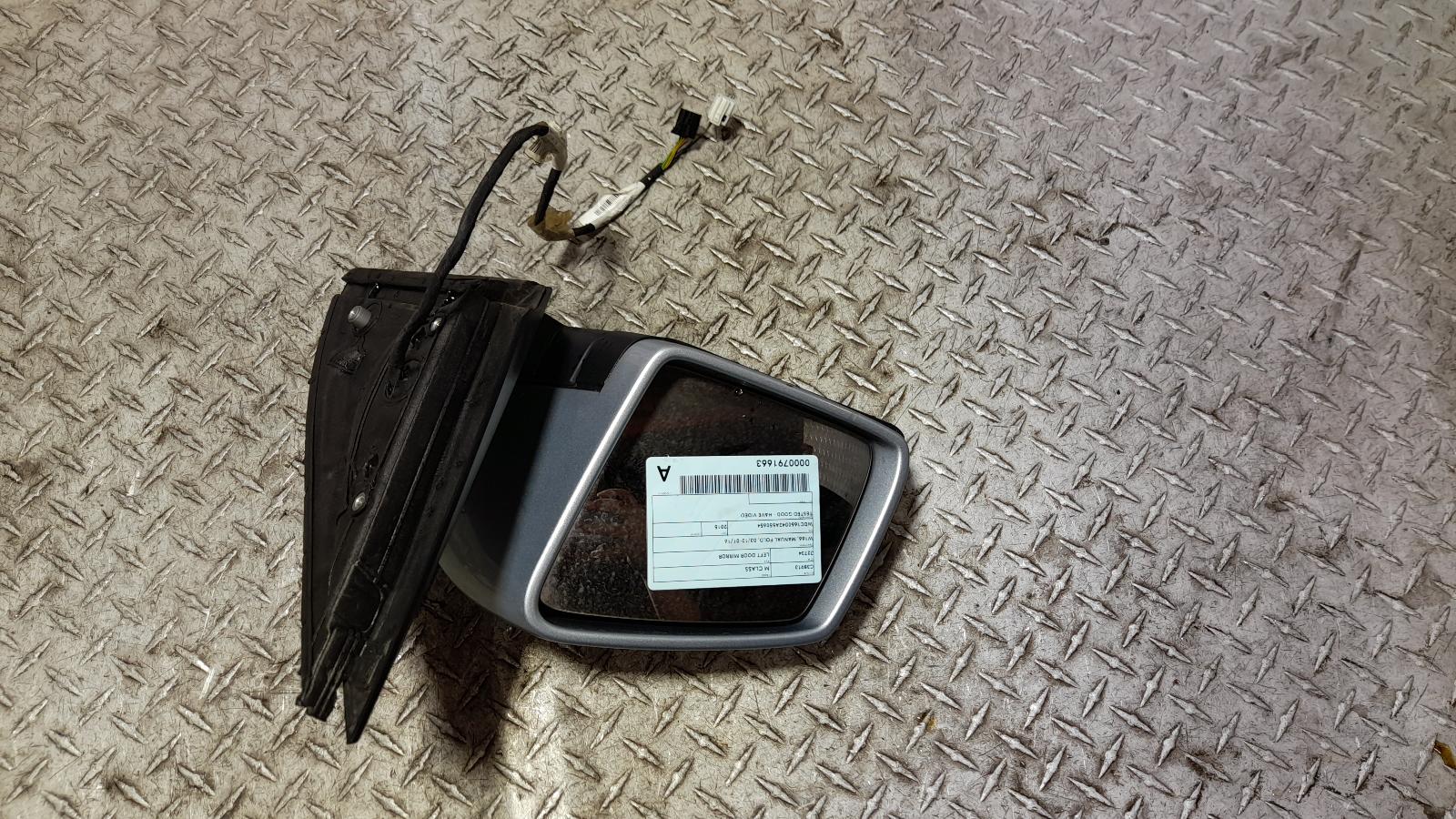 View Auto part Left Door Mirror Mercedes M Class 2015