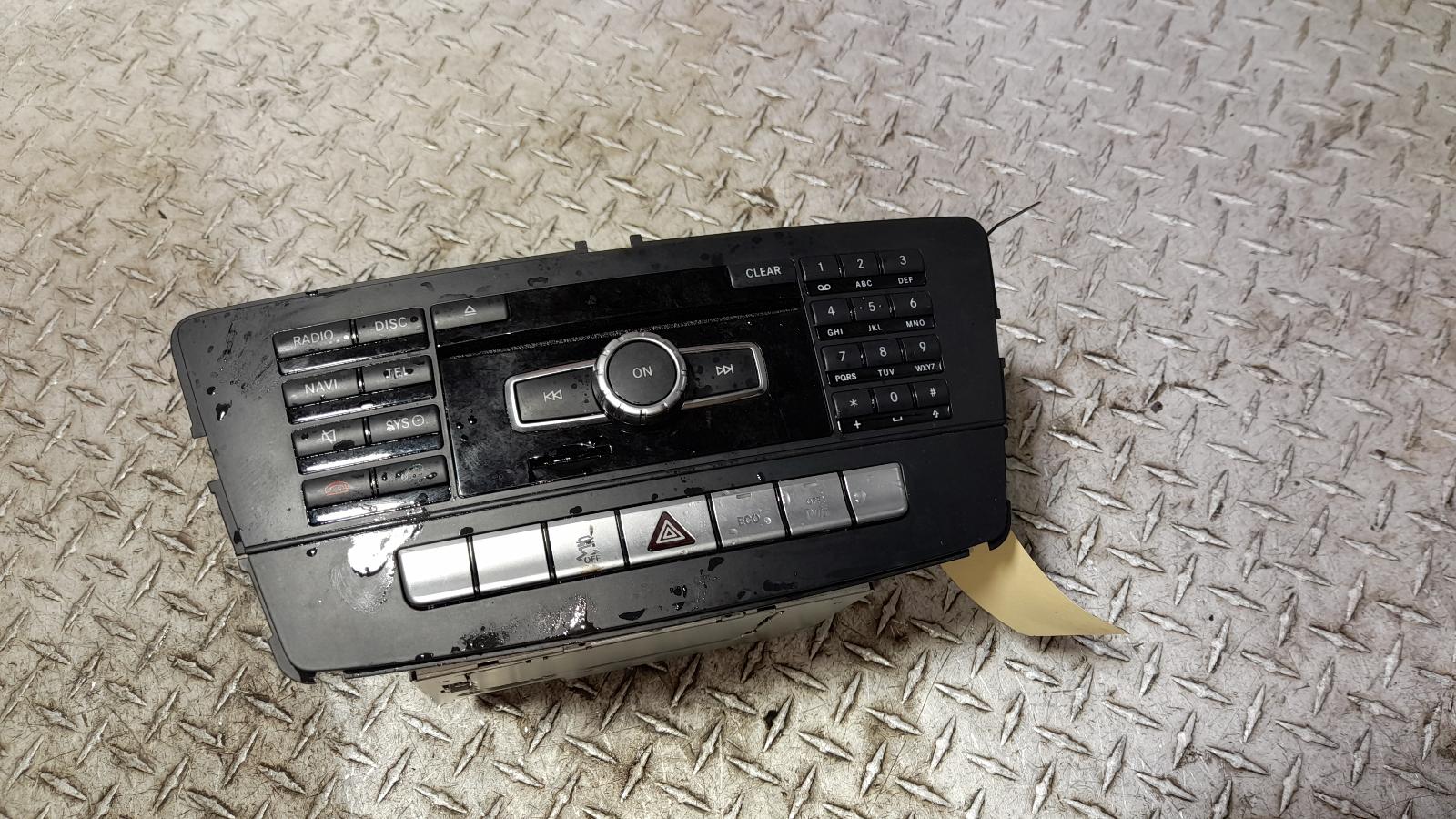 View Auto part Radio/Cd/Dvd/Sat/Tv Mercedes M Class 2015