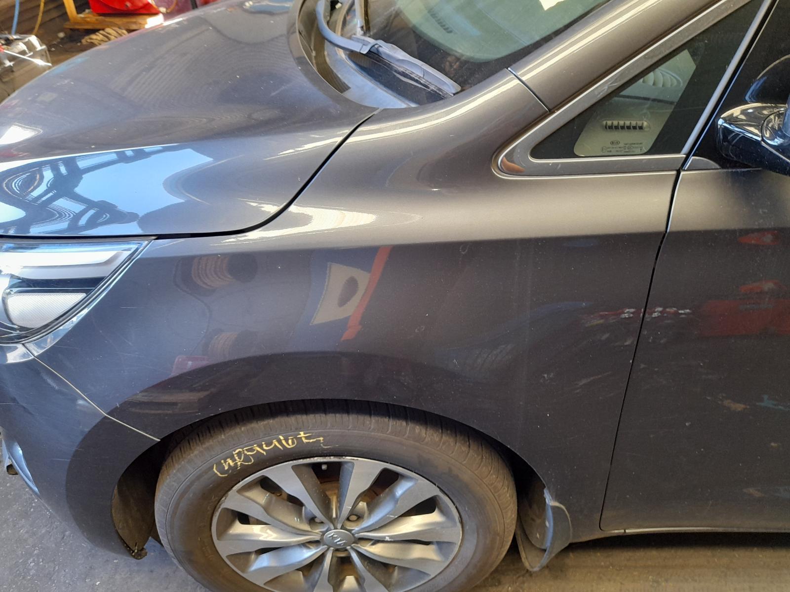 View Auto part Left Guard Kia Carnival/grand Carnival 2015