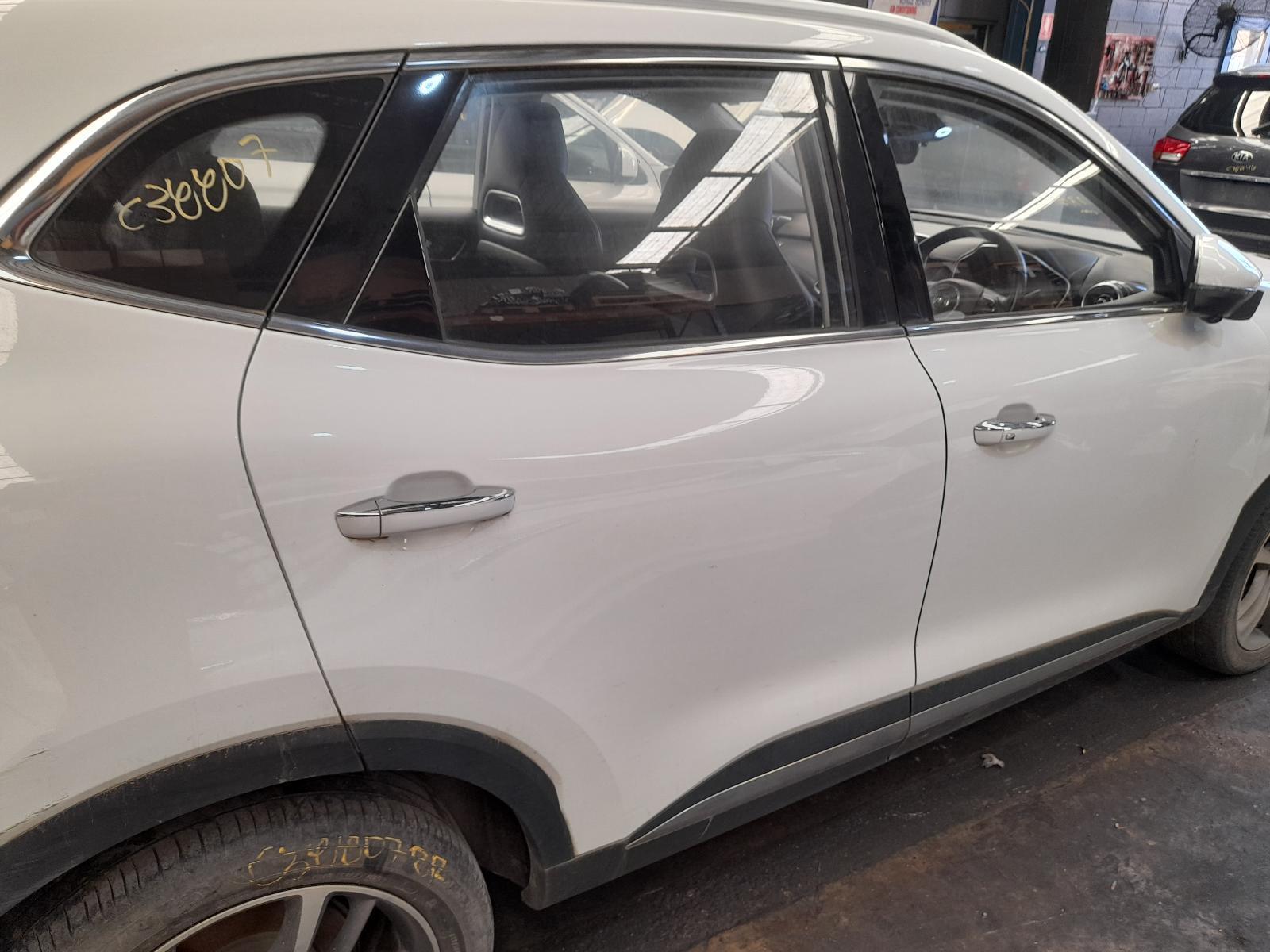 View Auto part Right Rear Door Sliding Mg Hs 2020