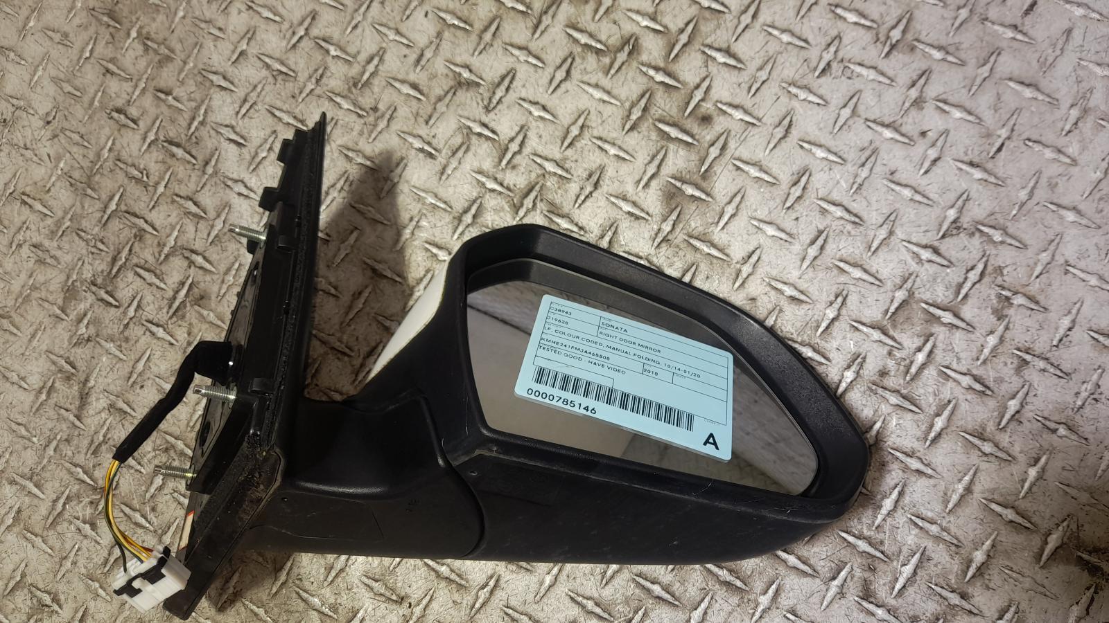 View Auto part Right Door Mirror Hyundai Sonata 2018