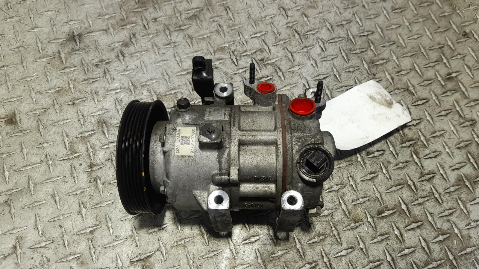 View Auto part A/C Compressor Hyundai Tucson 2017
