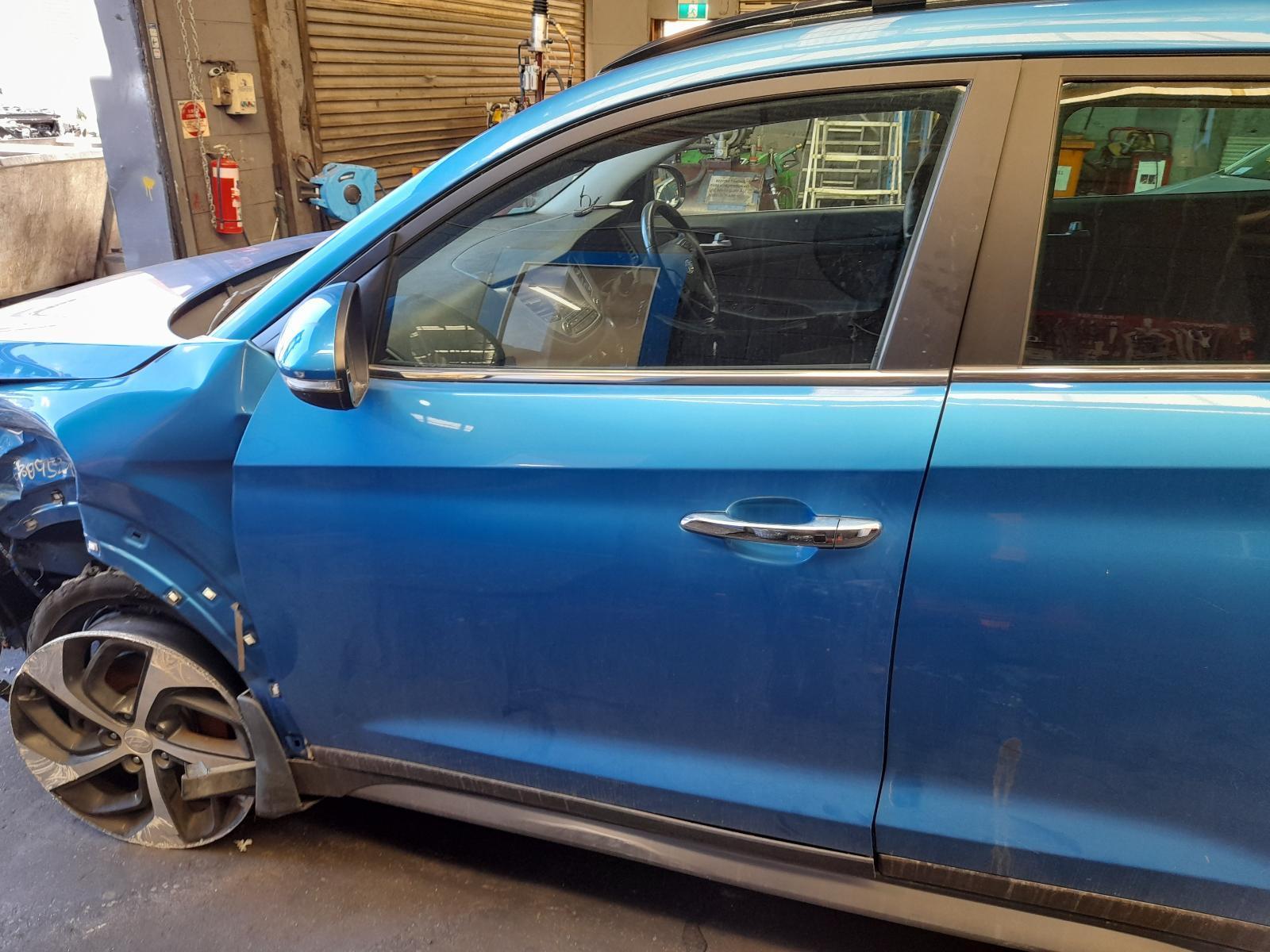 View Auto part Left Front Window Reg/Motor Hyundai Tucson 2017