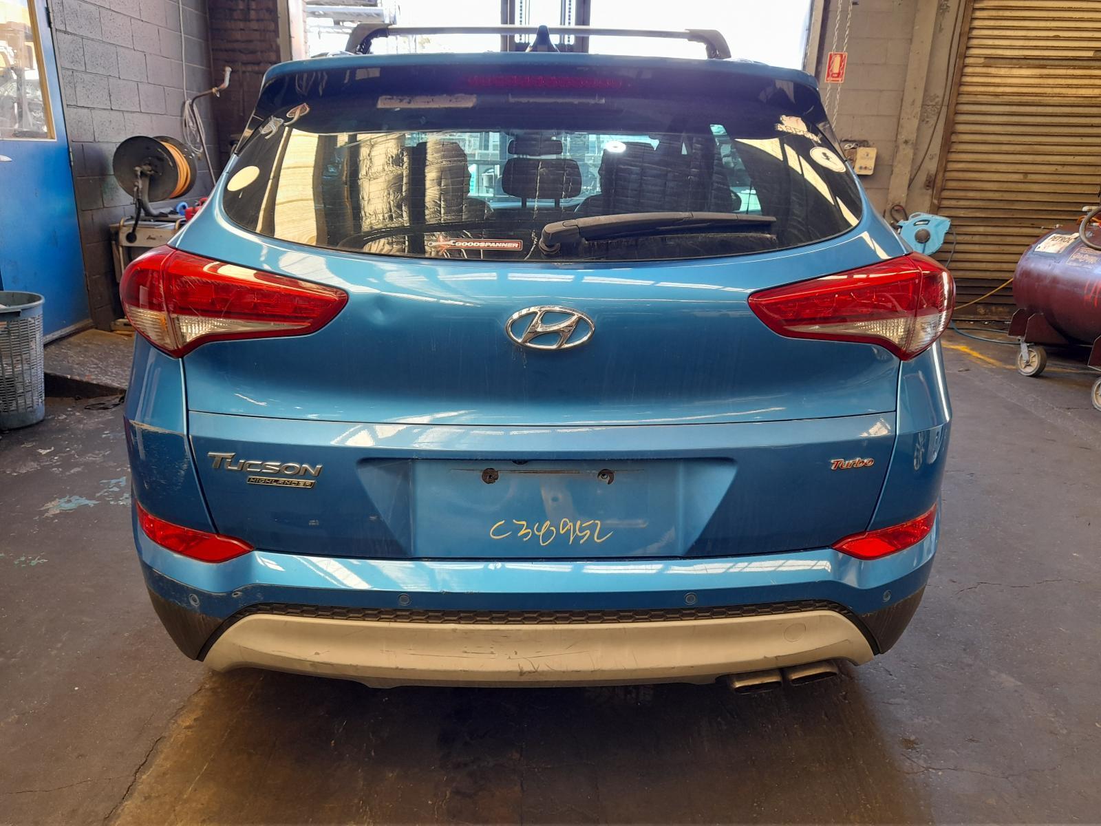 View Auto part Rear/Tailgate Glass Hyundai Tucson 2017