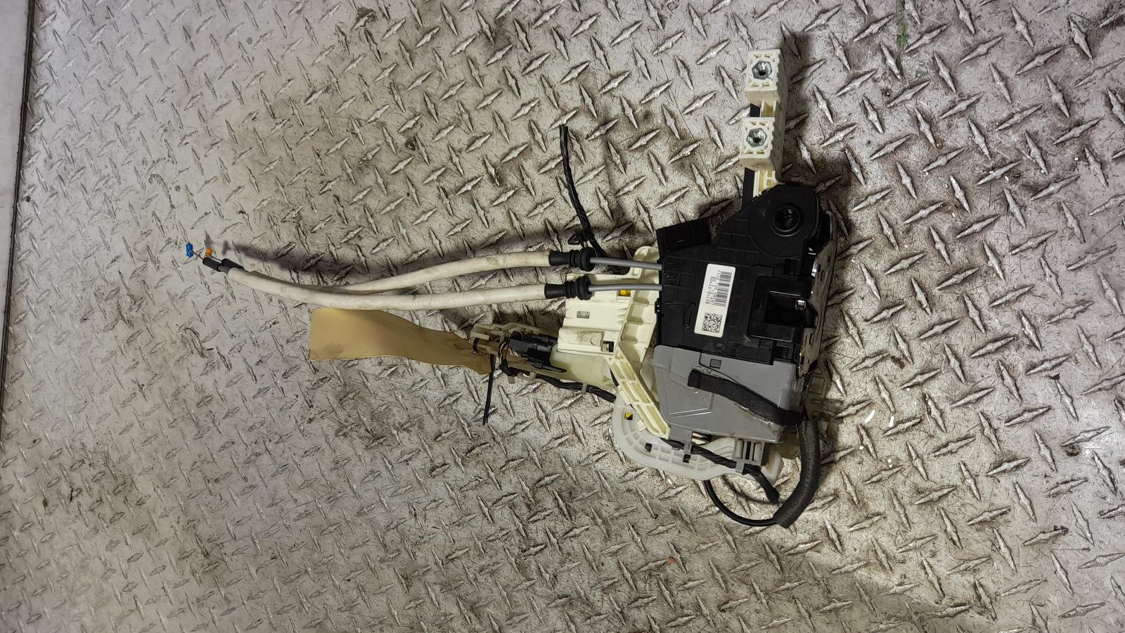 View Auto part Door/Boot/Gate Lock Hyundai Tucson 2017