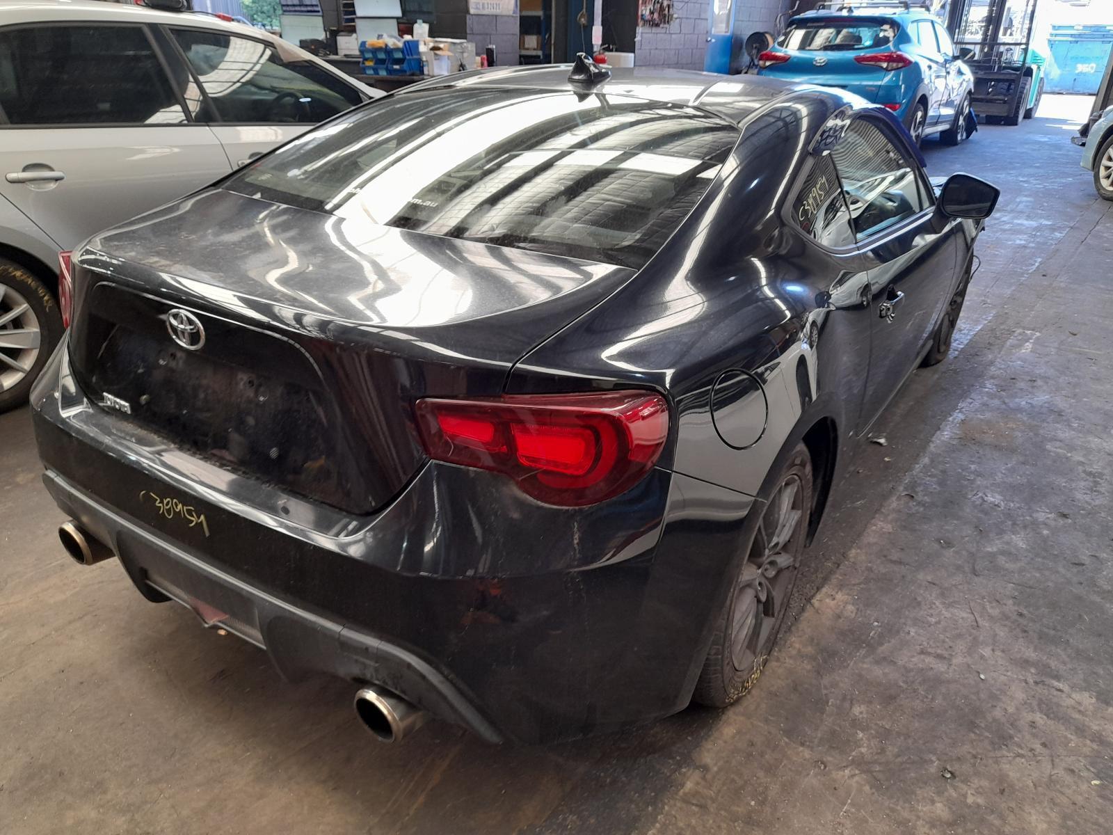 View Auto part Trans/Gearbox Toyota 86 2013