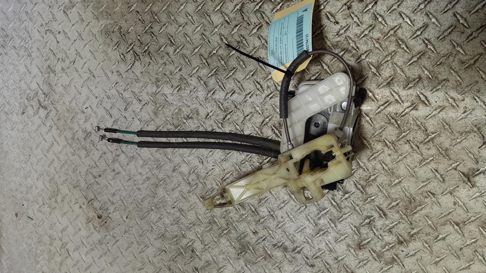 View Auto part Door/Boot/Gate Lock Hyundai Ix35 2014