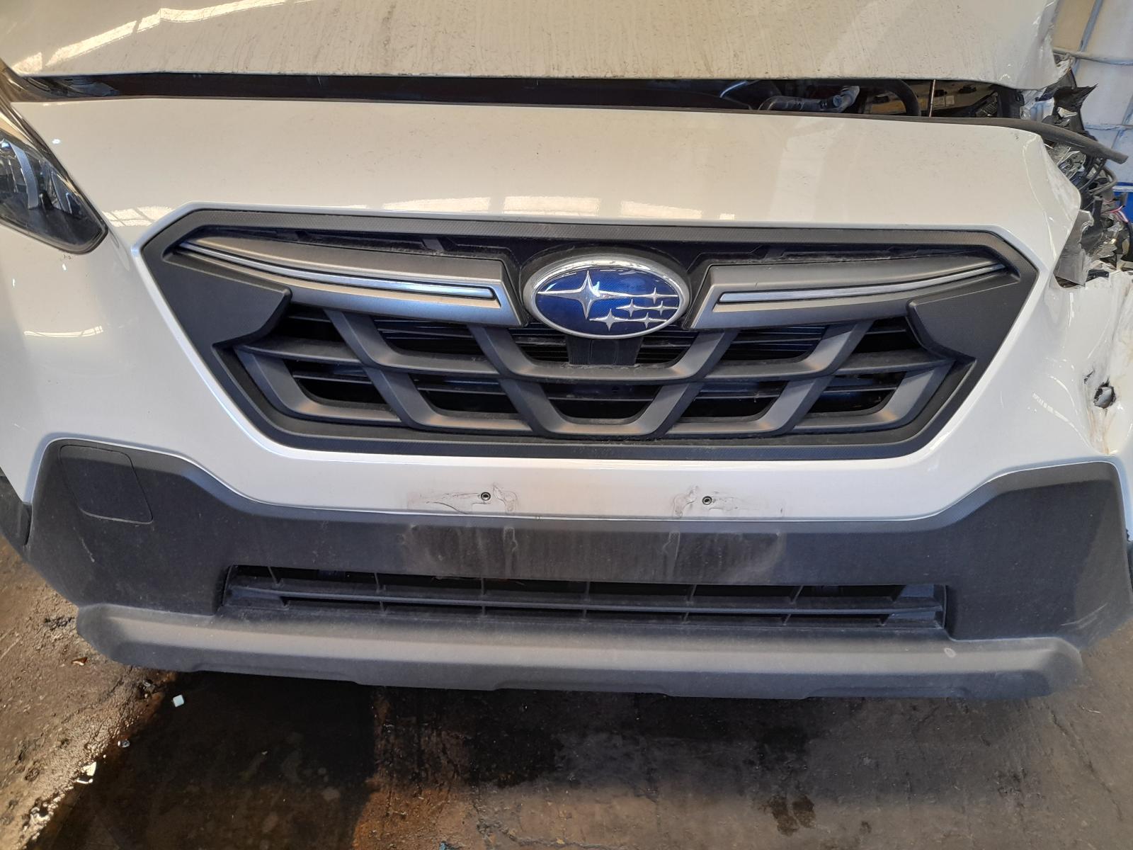View Auto part Grille Subaru Xv 2022