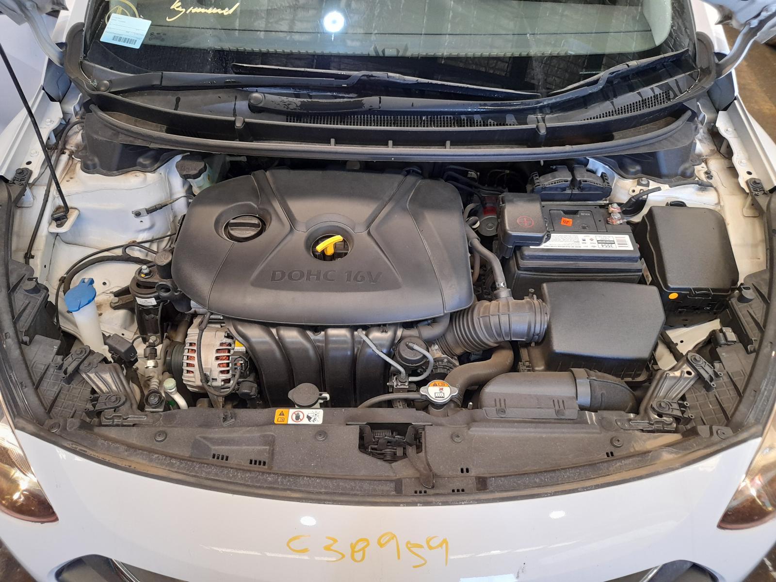 View Auto part Engine Hyundai I30 2014