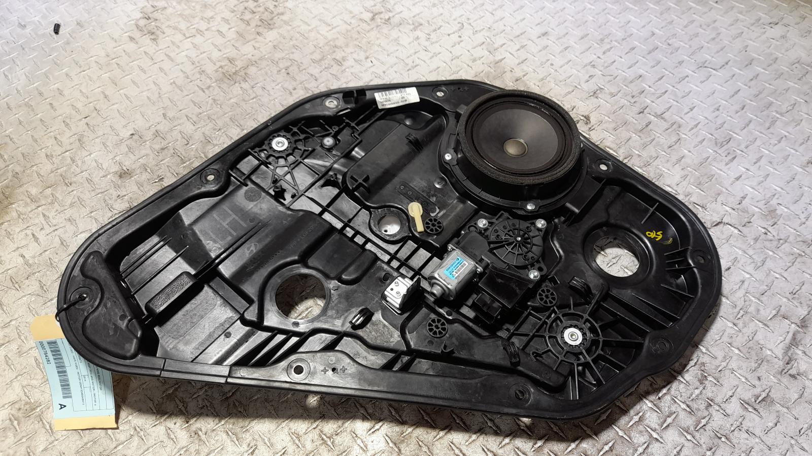 View Auto part Left Rear Wnd Reg/Motor Hyundai I30 2014