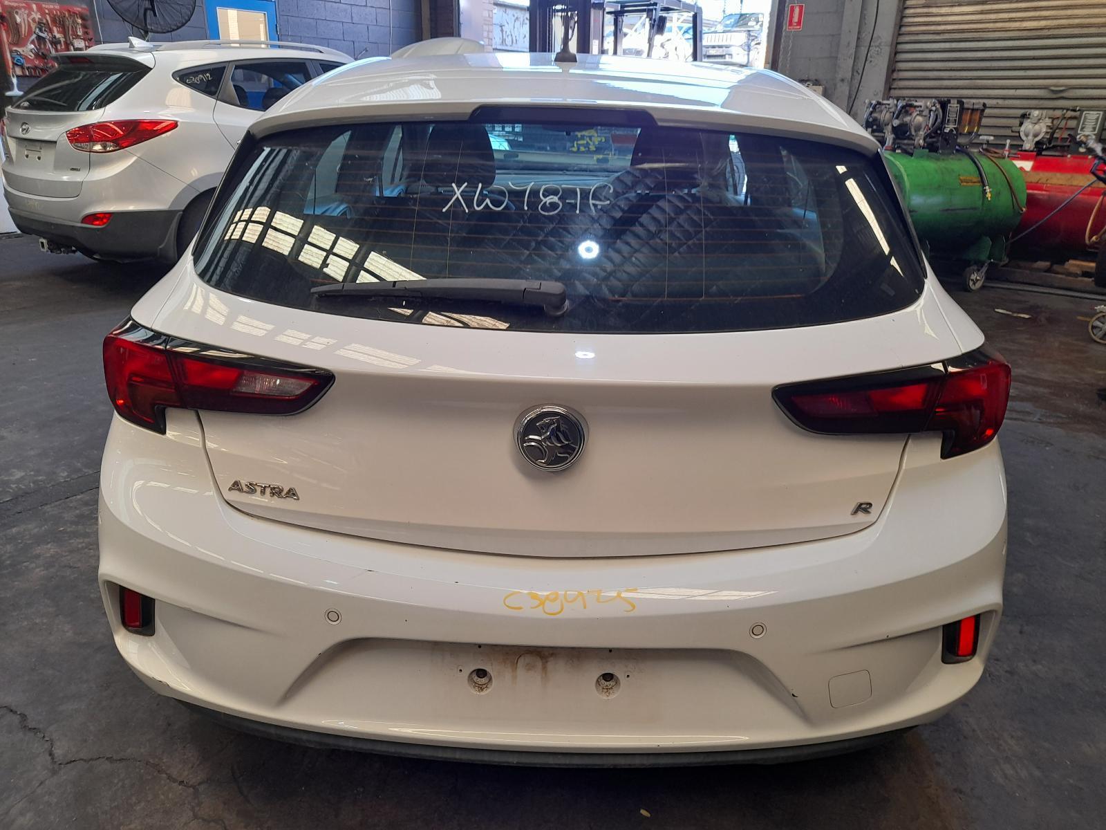 View Auto part Bootlid/Tailgate Holden Astra 2016