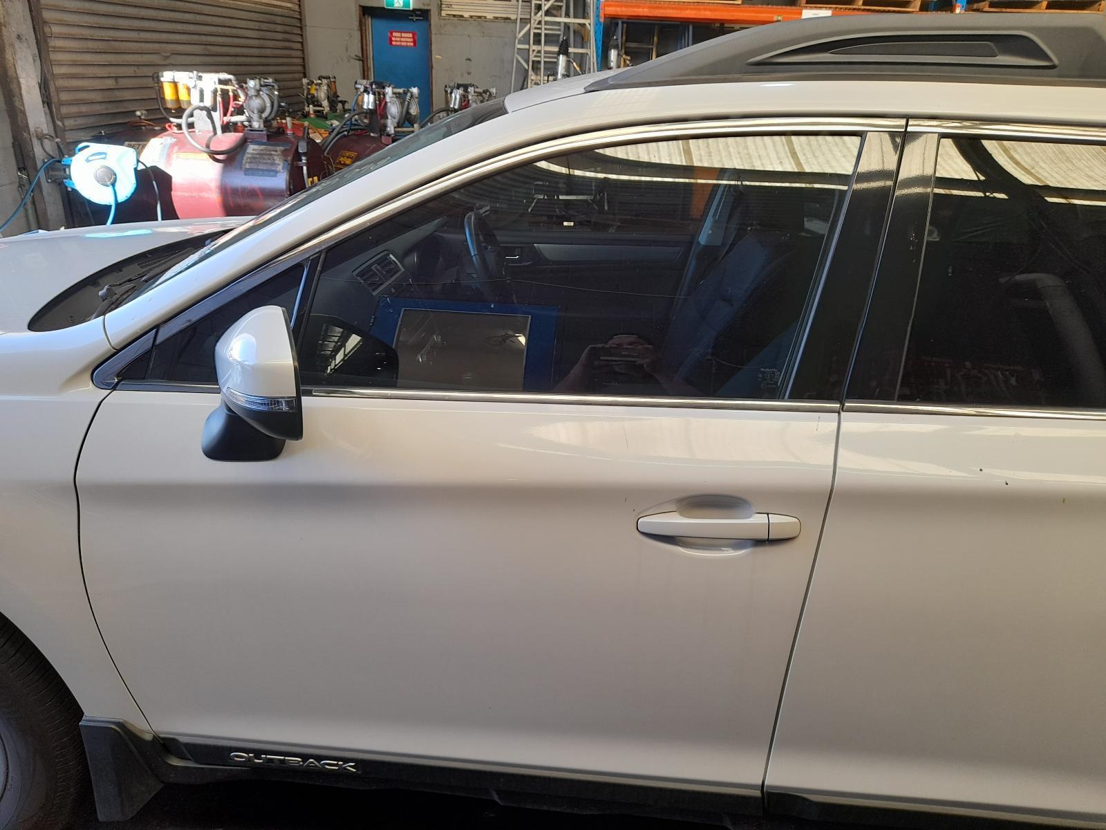 View Auto part Left Front Door Window Subaru Outback 2019