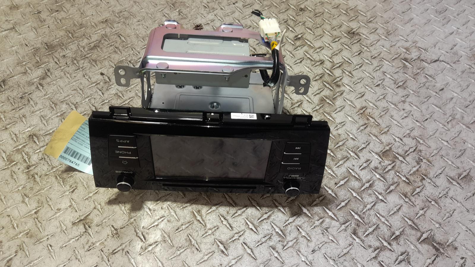 View Auto part Radio/Cd/Dvd/Sat/Tv Subaru Outback 2019