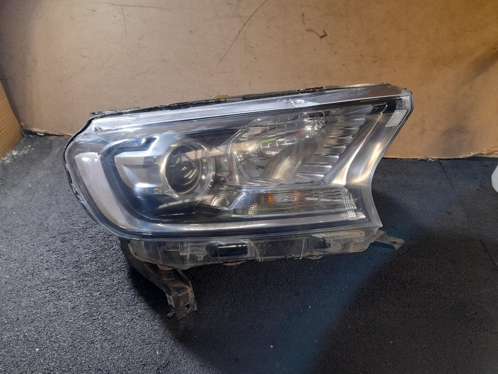 View Auto part Right Headlamp Ford Ranger 2016