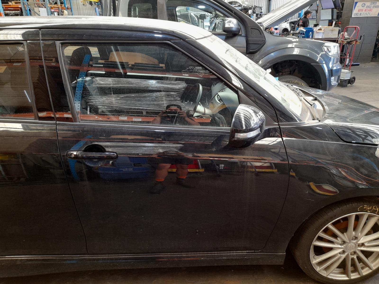 View Auto part Right Front Door Suzuki Swift 2016