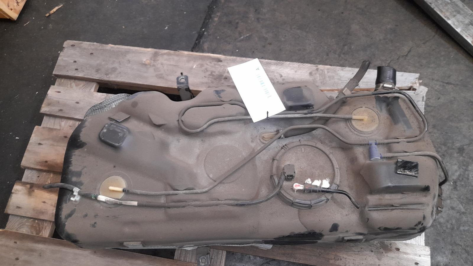 View Auto part Fuel Tank Suzuki Swift 2016