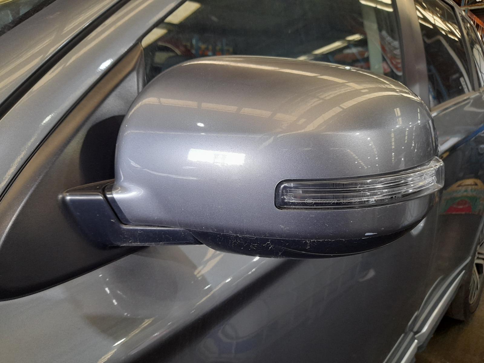 View Auto part Left Door Mirror Mitsubishi Outlander 2016