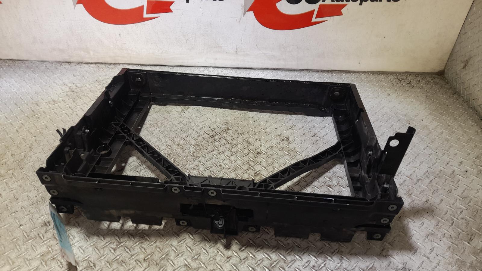 View Auto part Radiator Support Mg Mg3 2021