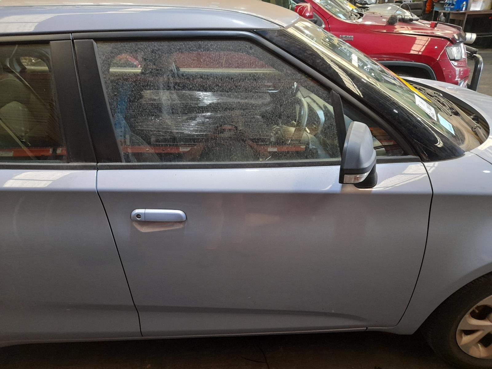 View Auto part Right Front Door Mg Mg3 2021