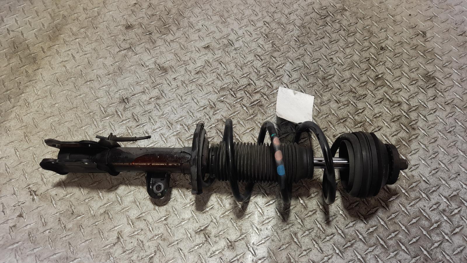 View Auto part Right Front Strut Mg Mg3 2021
