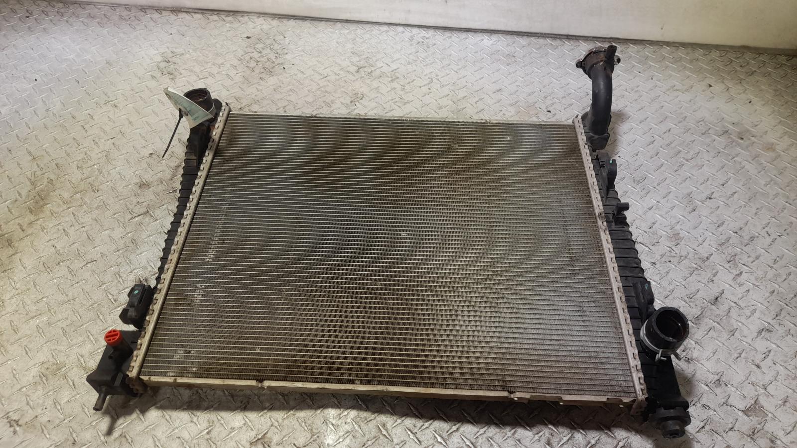 View Auto part Radiator Jeep Grandcherokee 2014