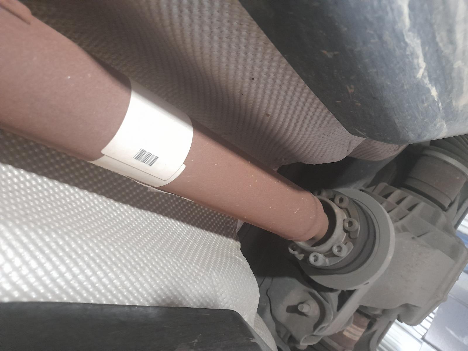 View Auto part Rear Drive Shaft Jeep Grandcherokee 2014