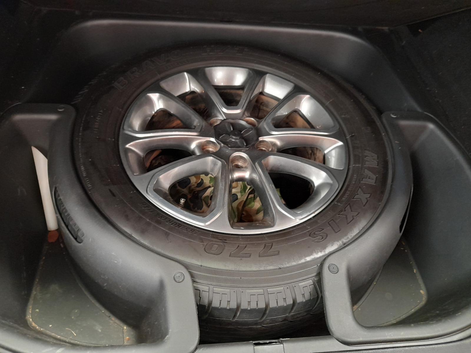 View Auto part Wheel Standard/Steel Jeep Grandcherokee 2014