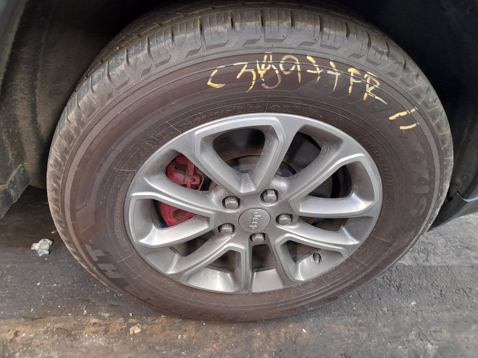 View Auto part Wheel Mag Jeep Grandcherokee 2014