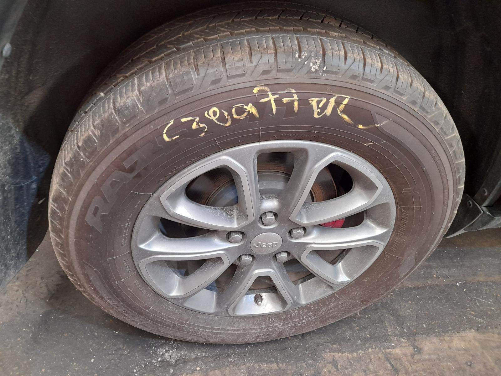 View Auto part Wheel Mag Jeep Grandcherokee 2014