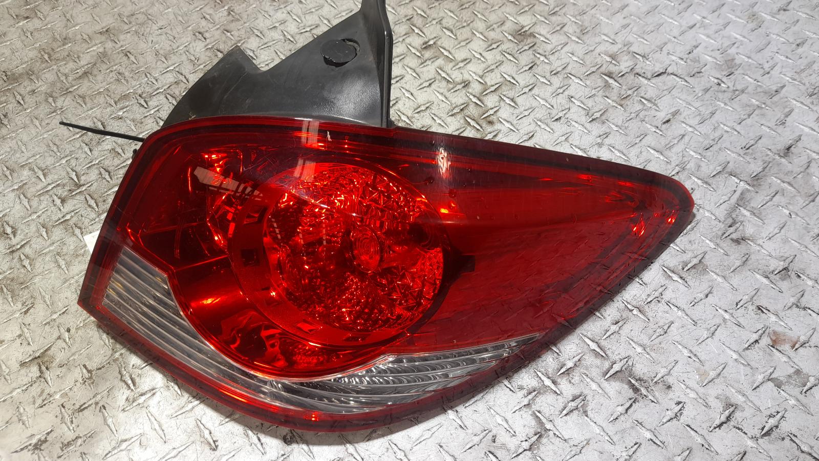 View Auto part Right Taillight Holden Cruze 2015