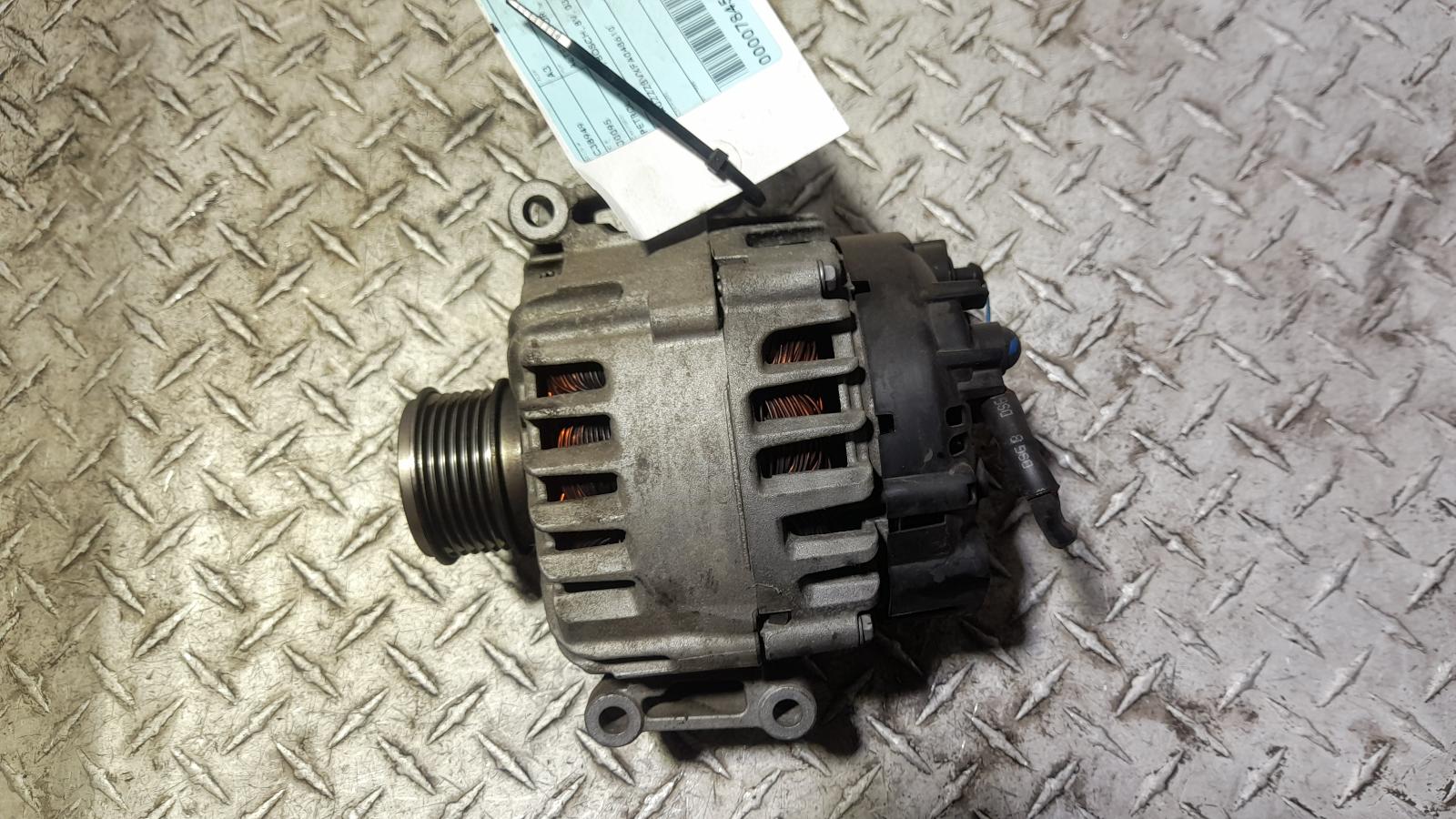 View Auto part Alternator Audi A3 2014