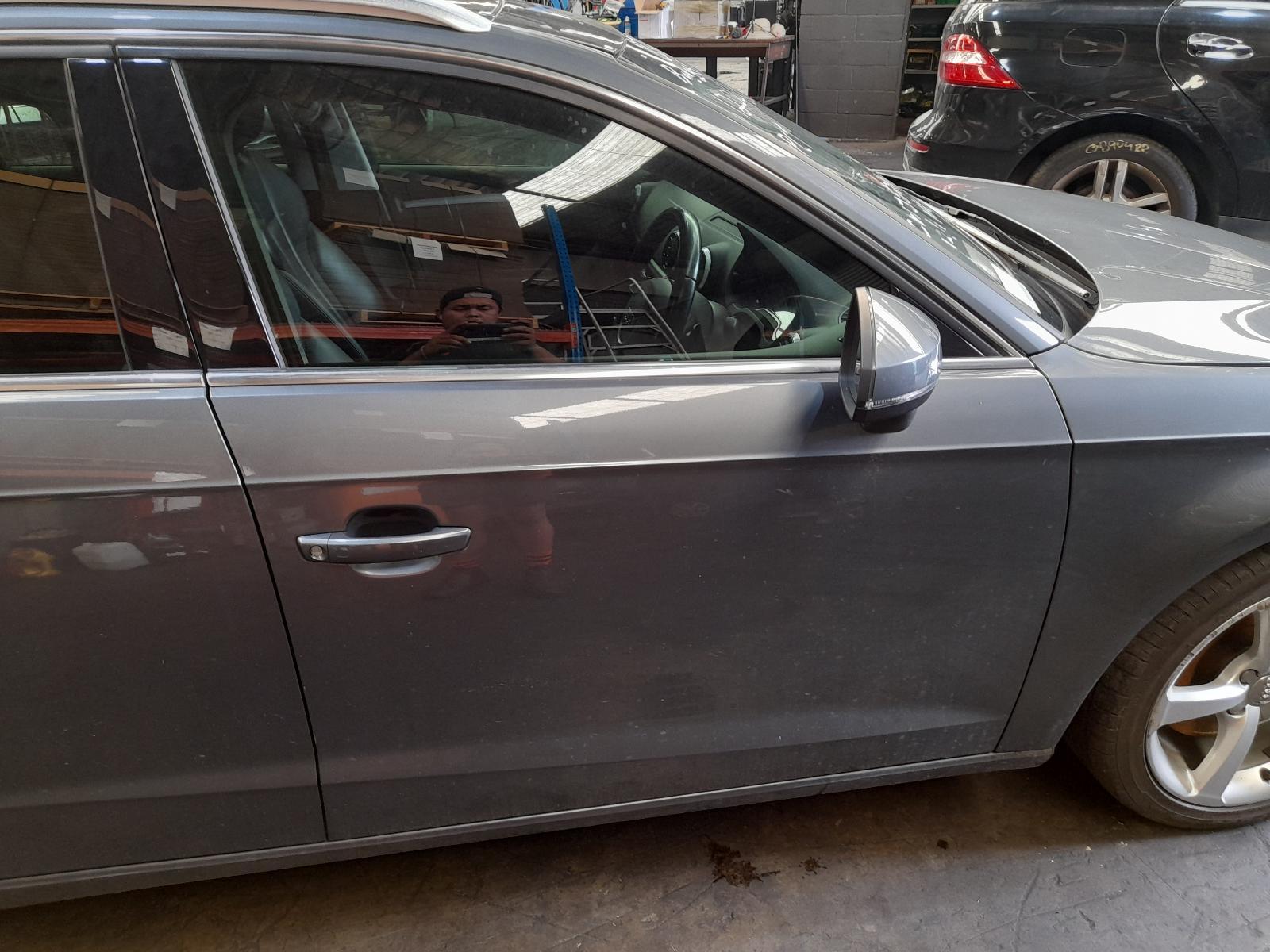 View Auto part Right Front Door Audi A3 2014