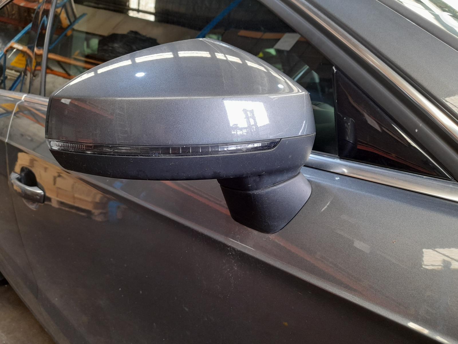 View Auto part Right Door Mirror Audi A3 2014