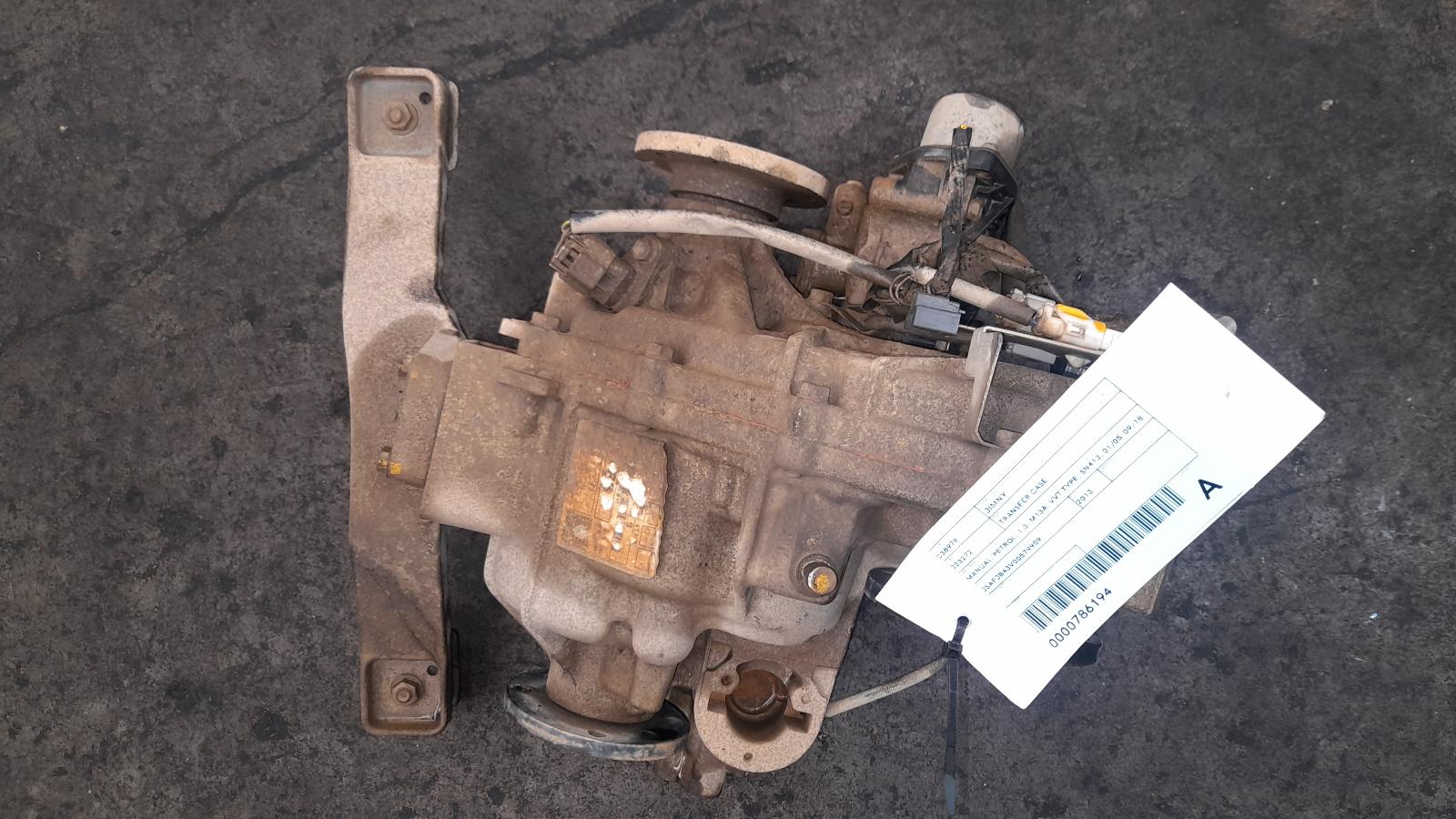 View Auto part Transfer Case Suzuki Jimny 2013