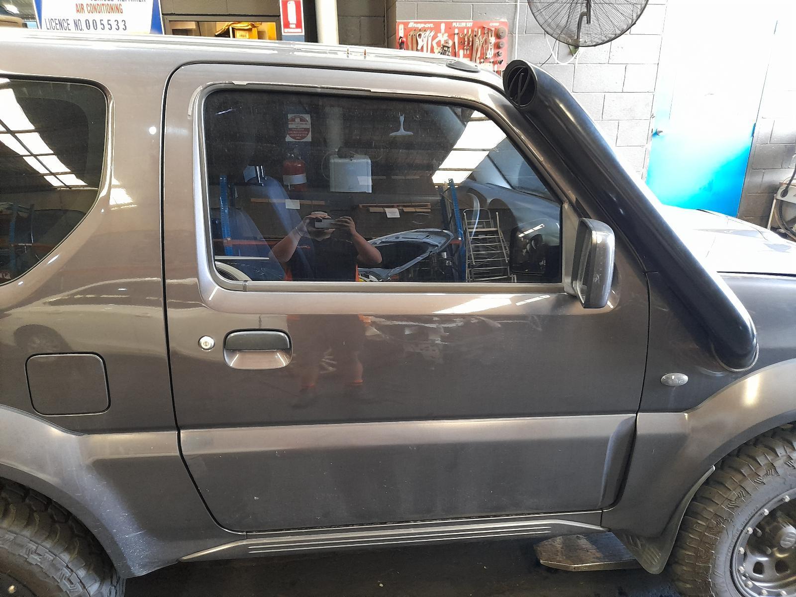 View Auto part Right Front Window Reg/Motor Suzuki Jimny 2013