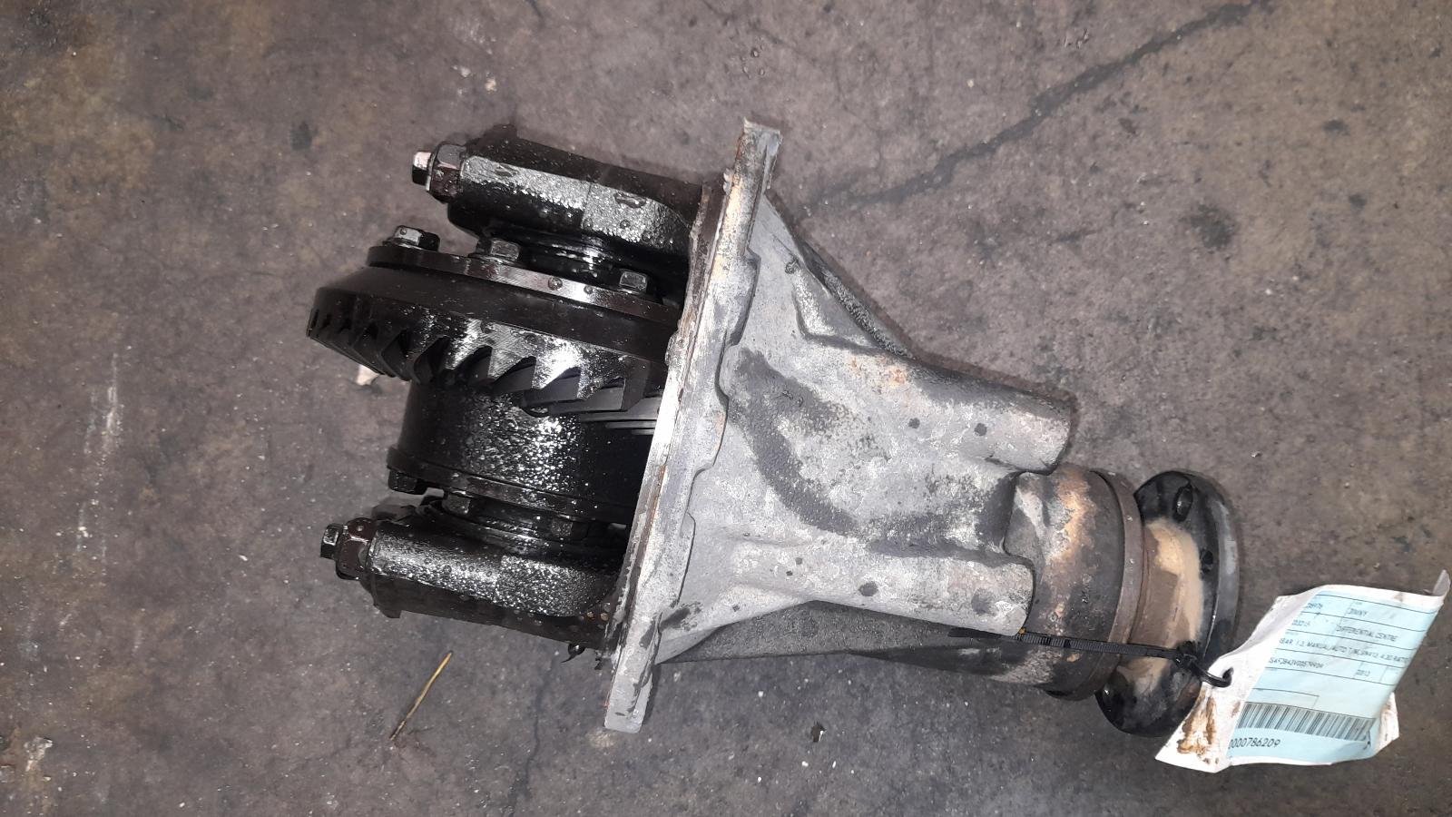 View Auto part Differential Centre Suzuki Jimny 2013