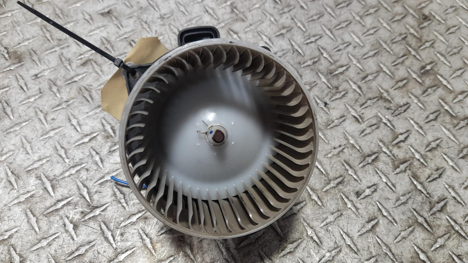 View Auto part Heater Fan Motor Suzuki Jimny 2013