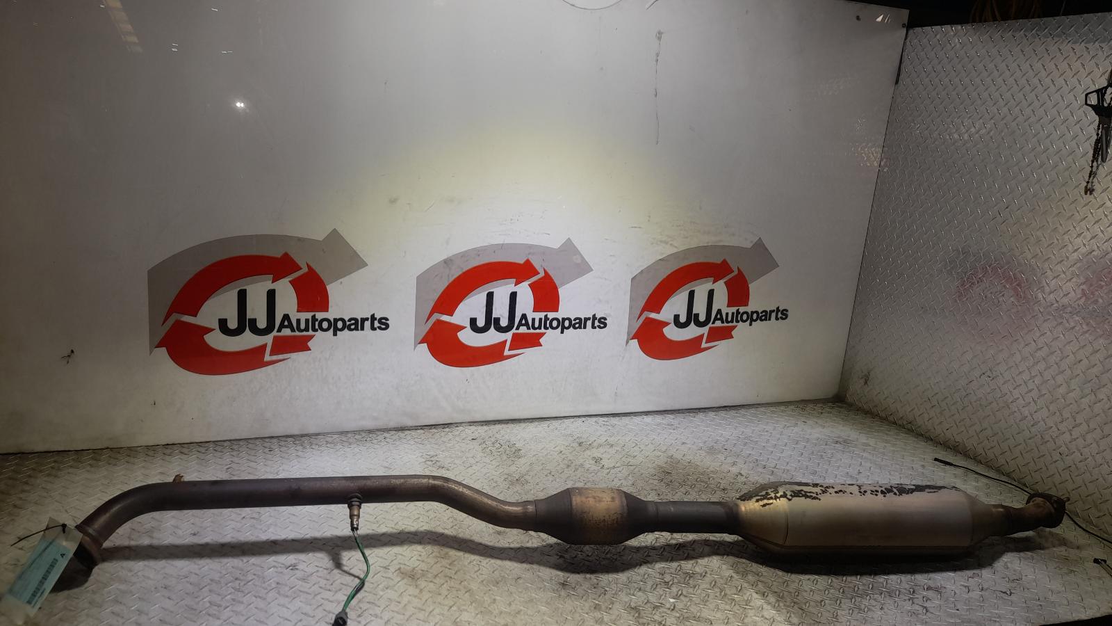 View Auto part Catalytic Converter Toyota Camry 2015