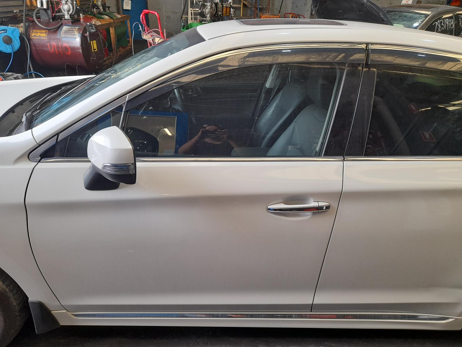 View Auto part Left Front Door Subaru Liberty 2017