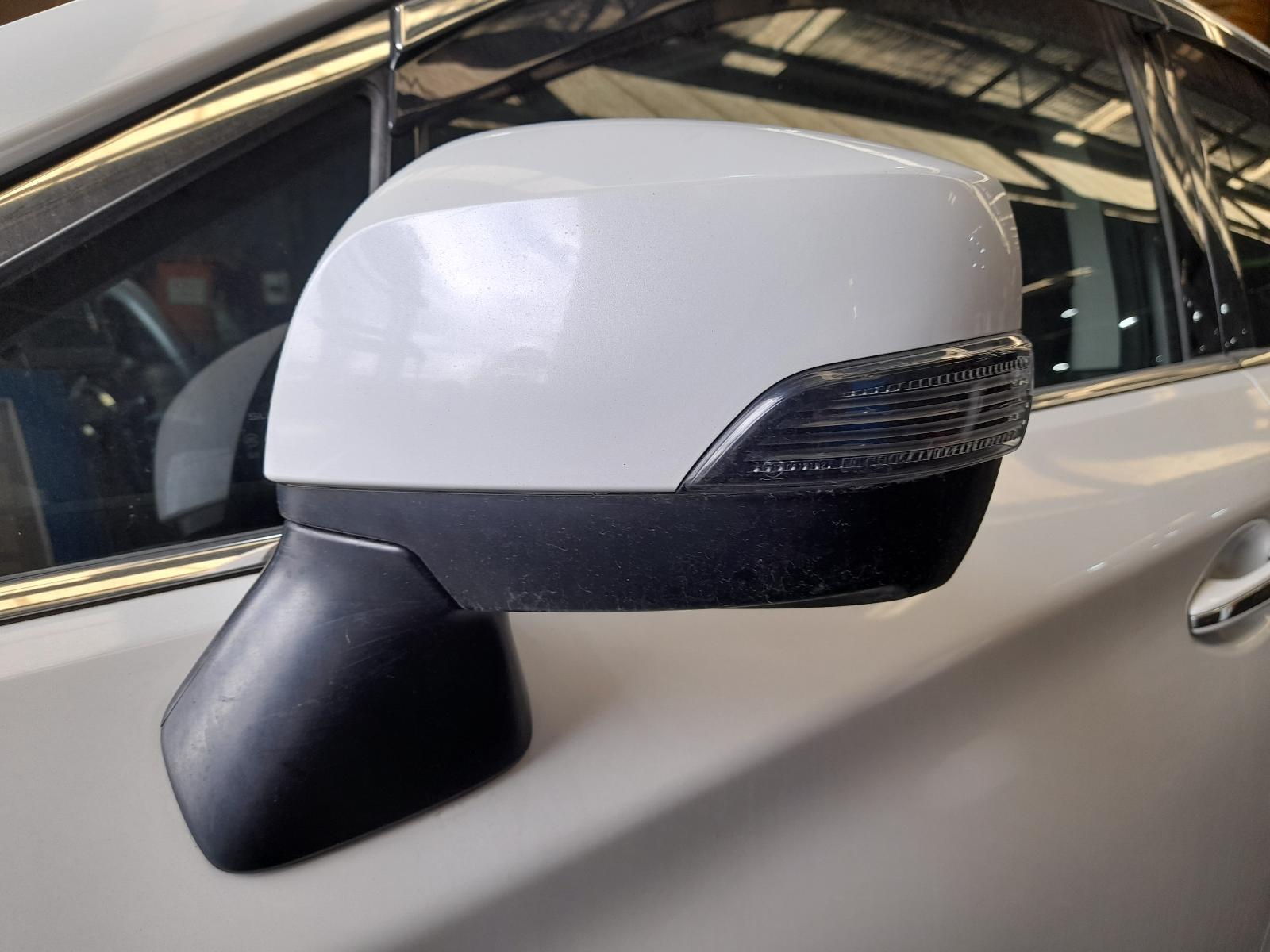 View Auto part Left Door Mirror Subaru Liberty 2017