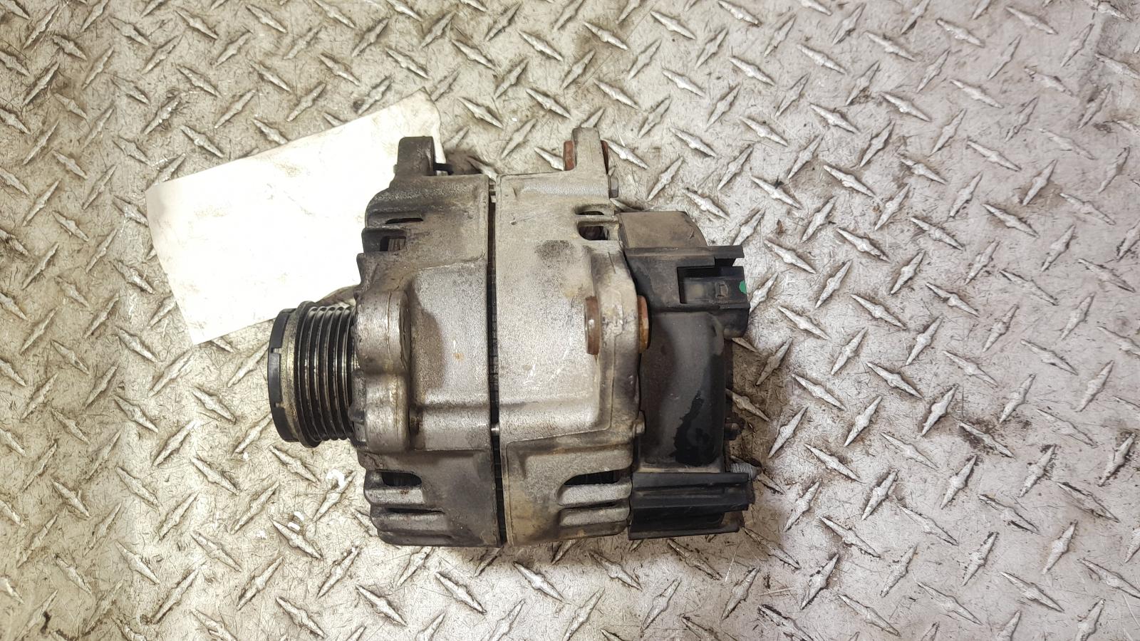 View Auto part Alternator Audi Q5 2013
