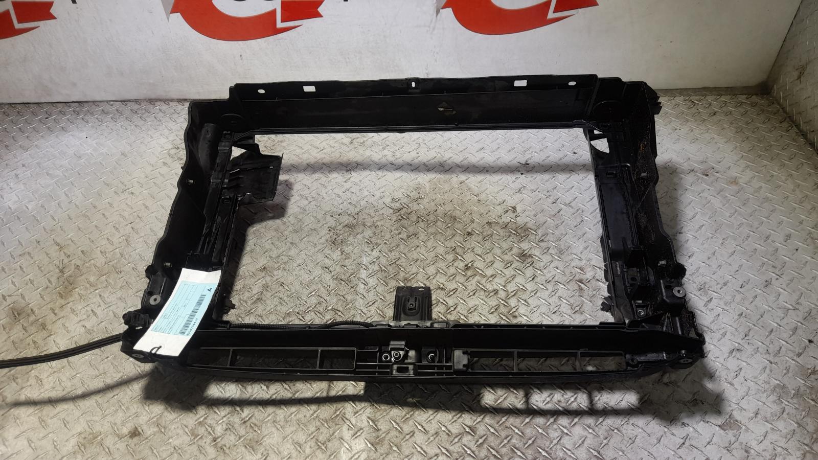 View Auto part Radiator Support Volkswagen Golf 2014